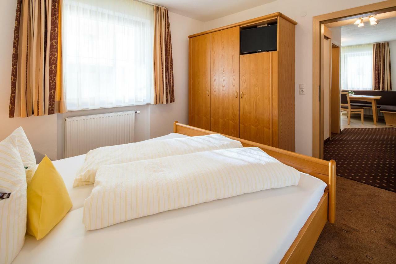 Haus Brigitte Hotell Serfaus Eksteriør bilde